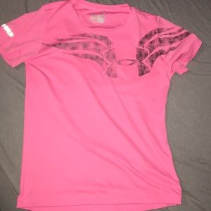 pink under armour run t-shirt